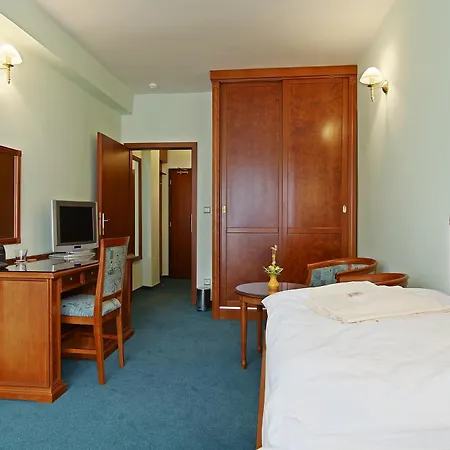 Kupele - Kupelny Polana 4* Brusno